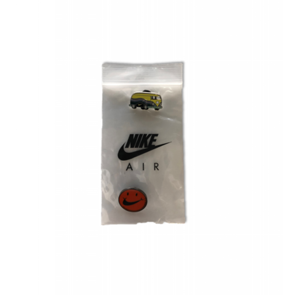 Air max day pins outlet